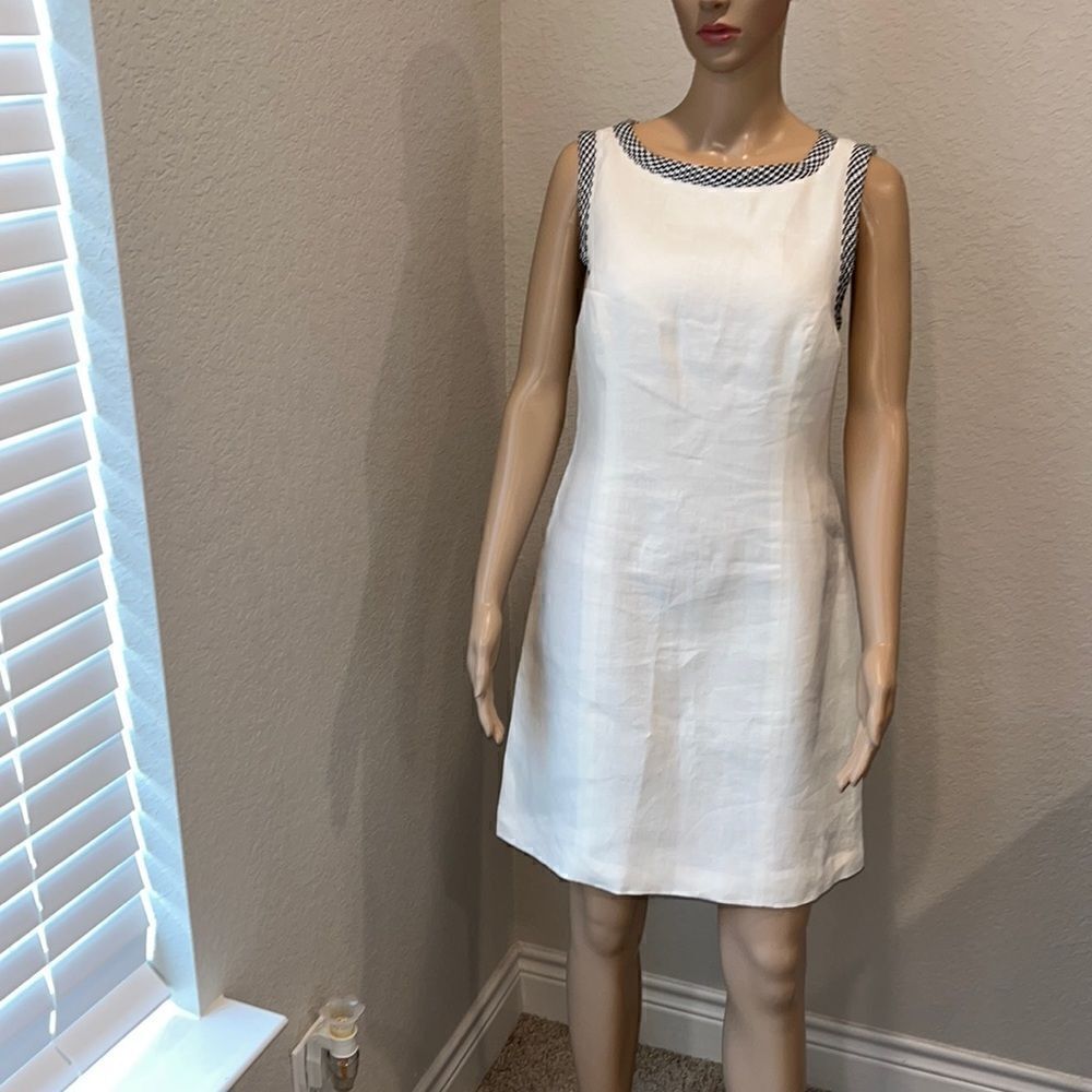 Donna Morgan linen sheath designer dress